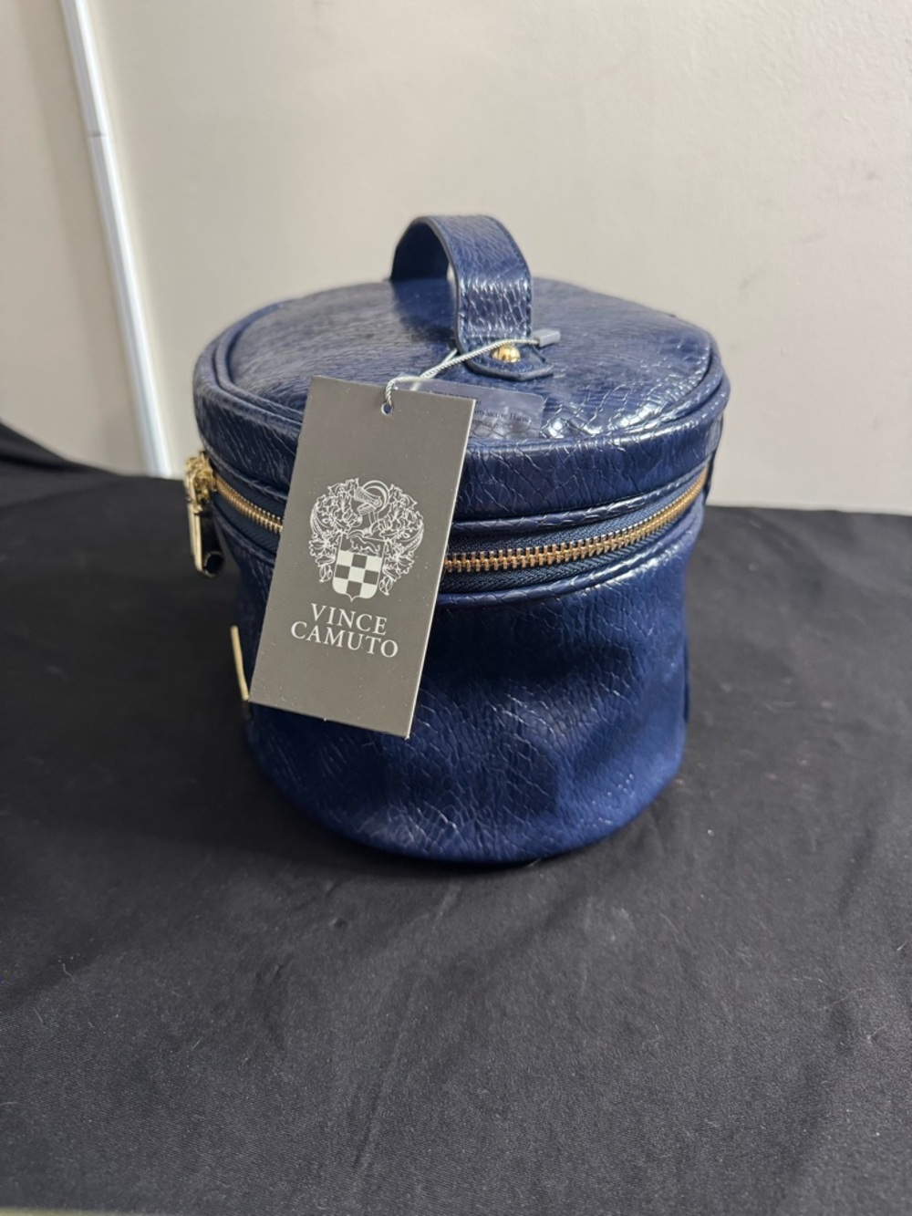 Vince Camuto Faux Snakeskin makeup bag - Picture 4 of 5